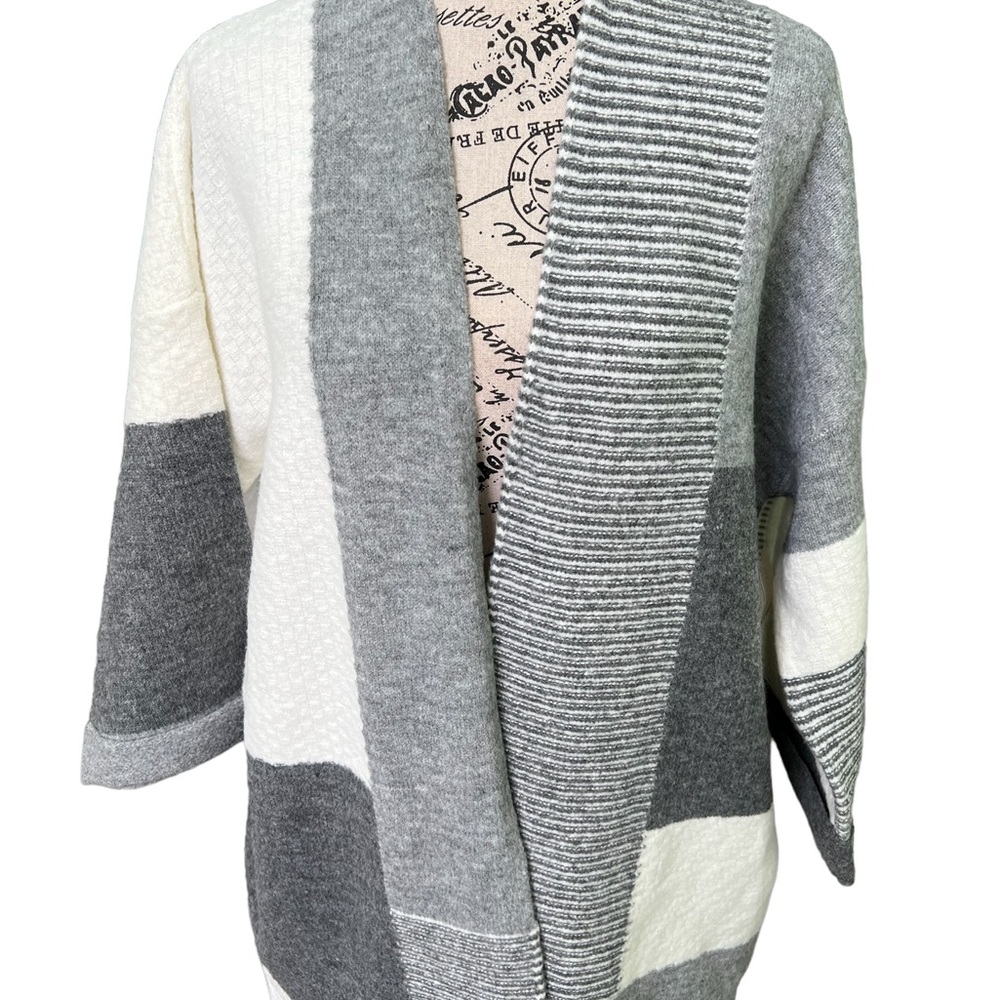 Cyrus Sweater - Picture 7 of 11
